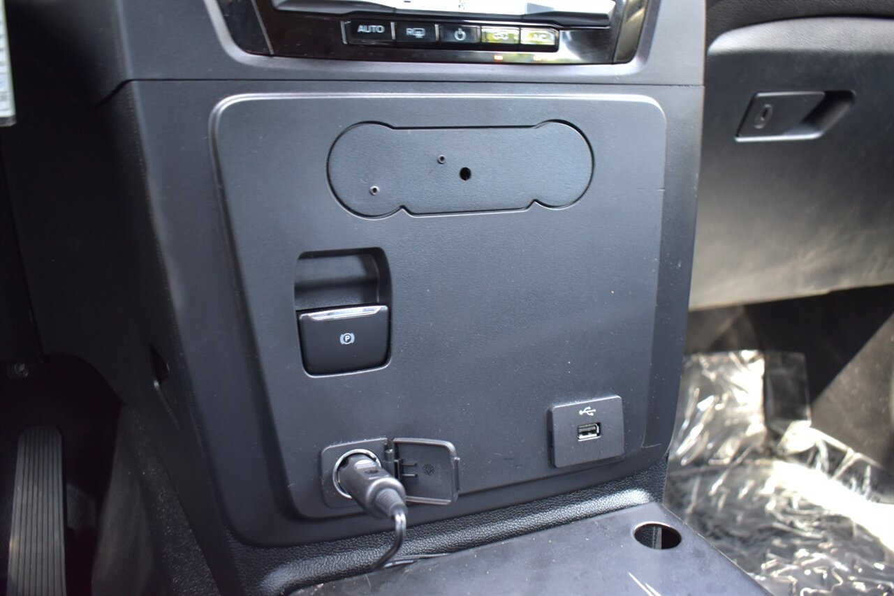 Used 2024 Ford Explorer 4WD Police Interceptor image 23