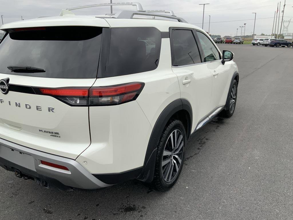 Used 2023 Nissan Pathfinder Platinum image 19