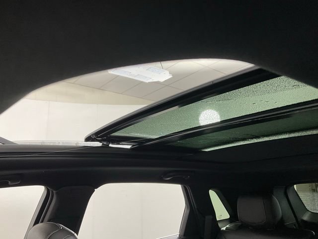 New 2025 Cadillac XT5 Premium Luxury w/ Technology Package AWD/4WD image 16