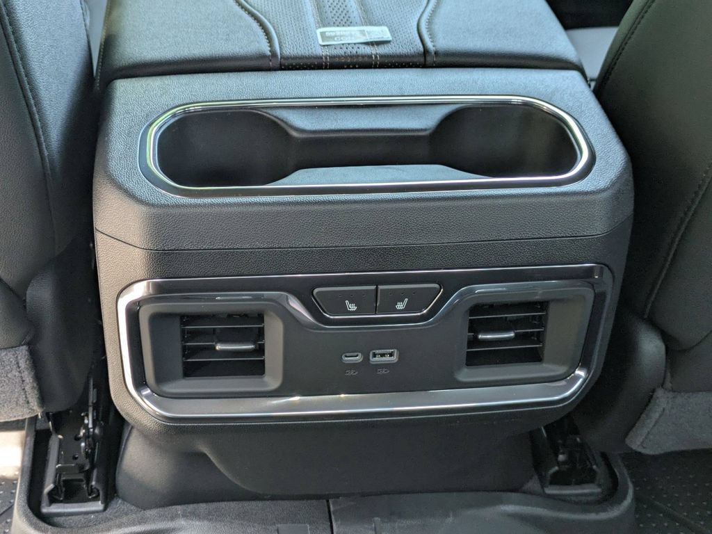 New 2026 Chevrolet Silverado 1500 High Country AWD/4WD image 31