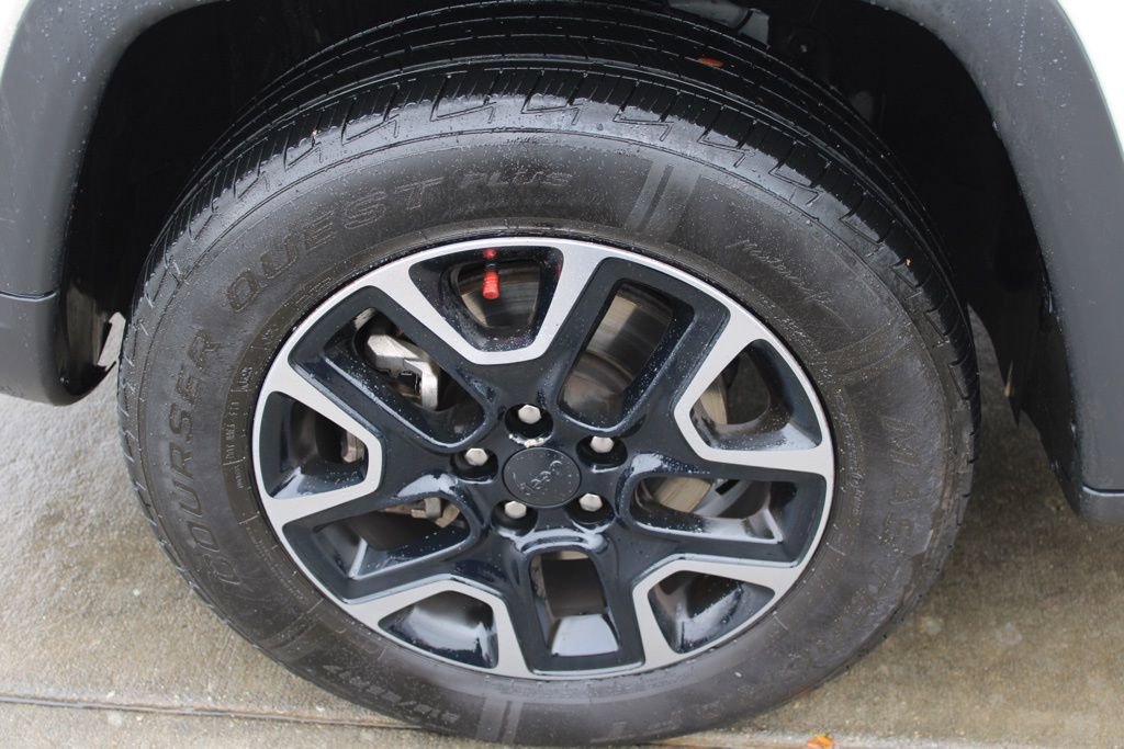 Used 2019 Jeep Compass Trailhawk image 12