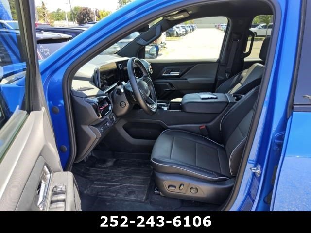 Used 2026 Chevrolet Silverado EV Trail Boss AWD/4WD image 8