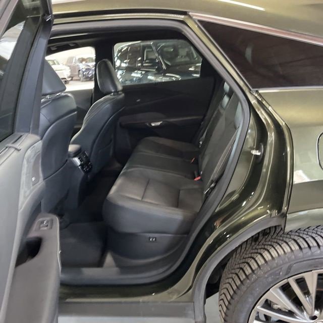 Used 2023 Lexus RX 350 AWD image 9