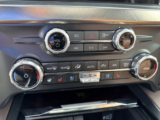 New 2026 Ford F250 King Ranch w/ Chrome Package image 24