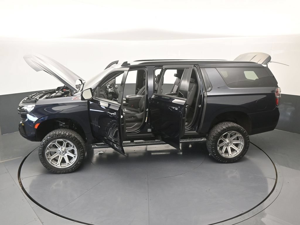 Used 2022 Chevrolet Suburban Z71 w/ Luxury Package AWD/4WD image 80