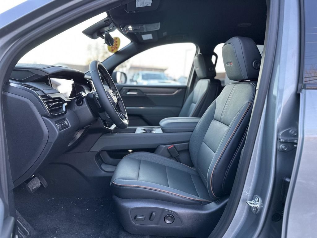 New 2026 GMC Acadia AT4 AWD/4WD image 9