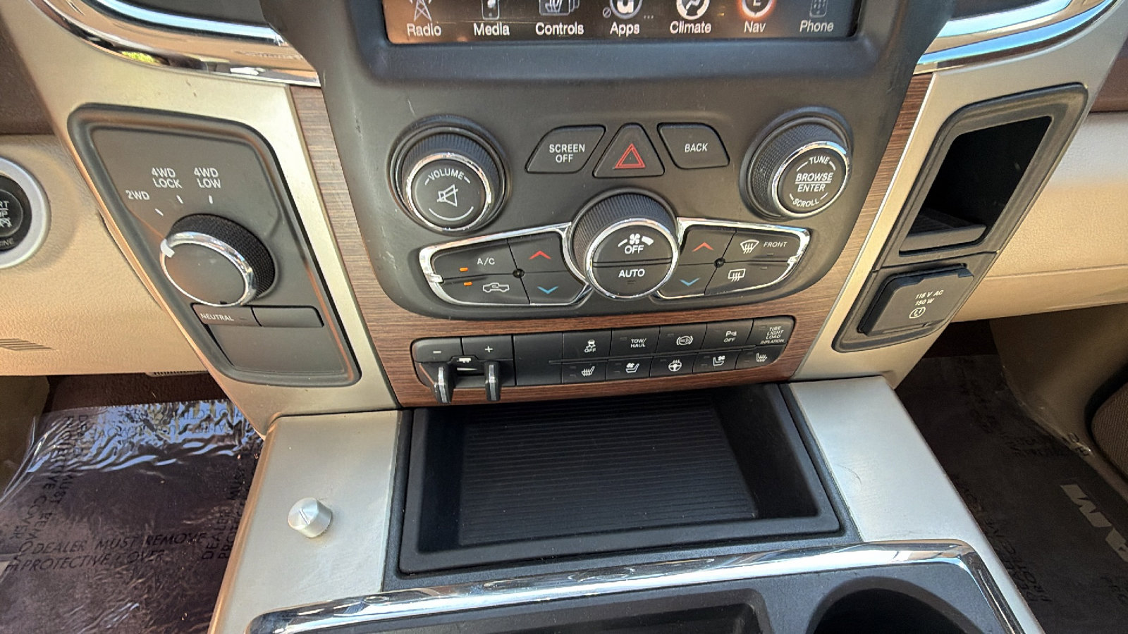 Used 2013 RAM 2500 Laramie w/ Convenience Group image 33