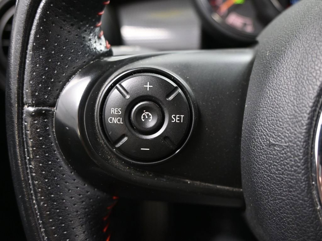 Used 2017 MINI Cooper Convertible image 21