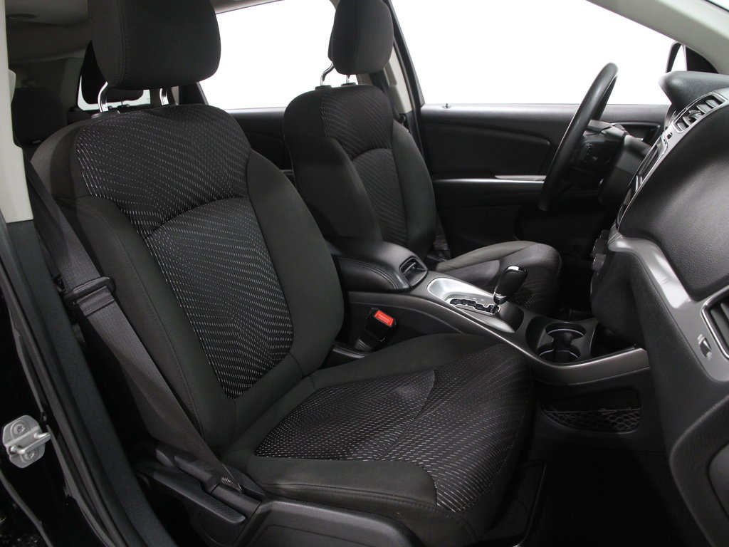 Used 2019 Dodge Journey SE w/ Blacktop Package image 13