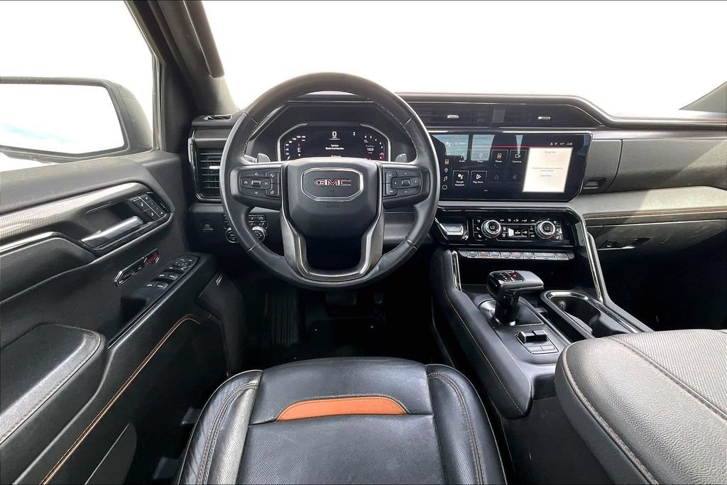 Used 2024 GMC Sierra 1500 AT4 w/ Technology Package AWD/4WD image 6