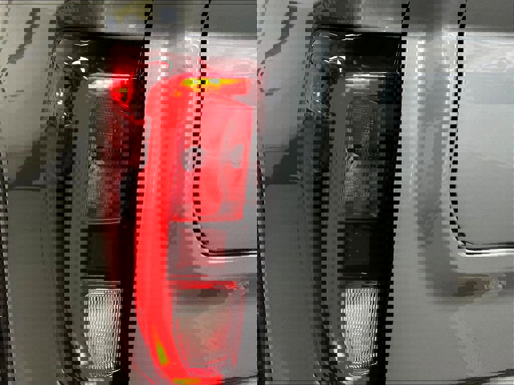 Used 2023 GMC Sierra 1500 Elevation AWD/4WD image 33