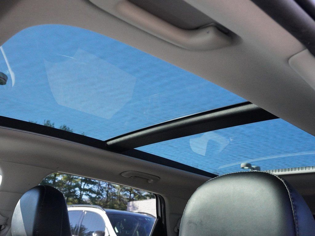 Used 2022 Kia Sorento S w/ Panoramic Sunroof Package image 24