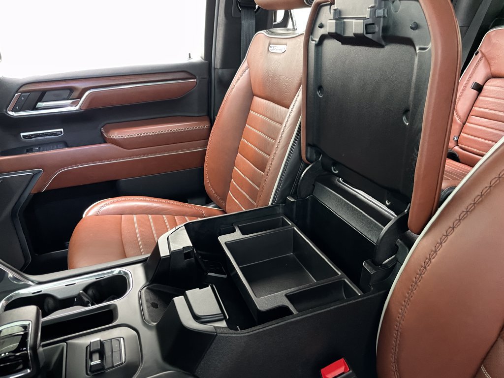 Used 2024 GMC Sierra 1500 Denali Ultimate AWD/4WD image 39