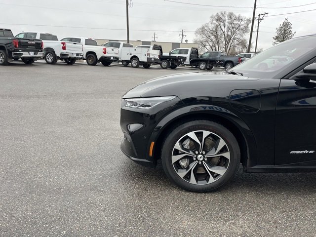 Used 2022 Ford Mustang Mach-E Premium image 4