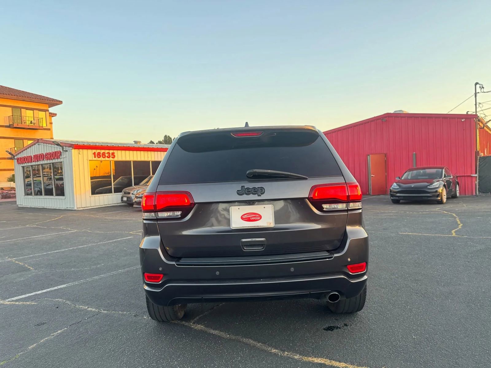 Used 2018 Jeep Grand Cherokee Altitude image 6