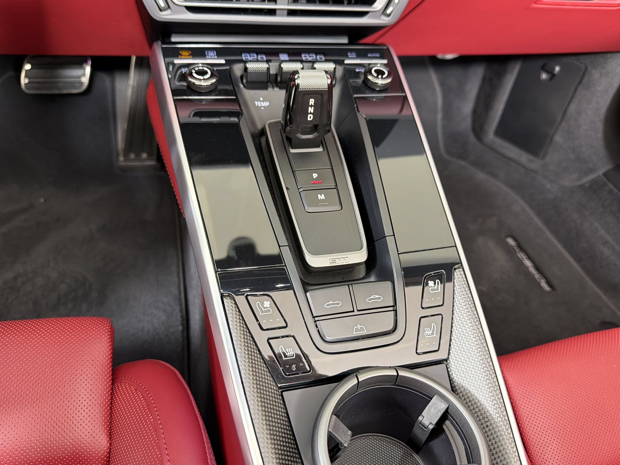 Certified 2024 Porsche 911 Carrera RWD image 19
