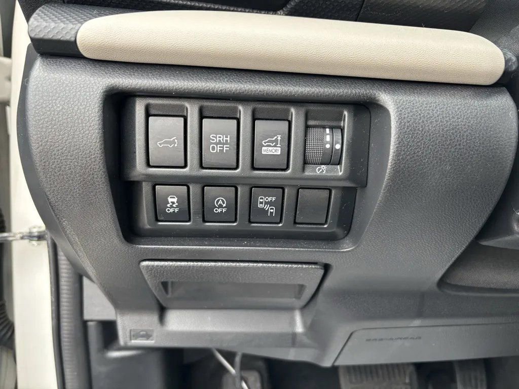 Used 2023 Subaru Forester Limited image 12