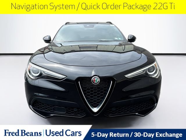 Used 2023 Alfa Romeo Stelvio Ti AWD/4WD image 3