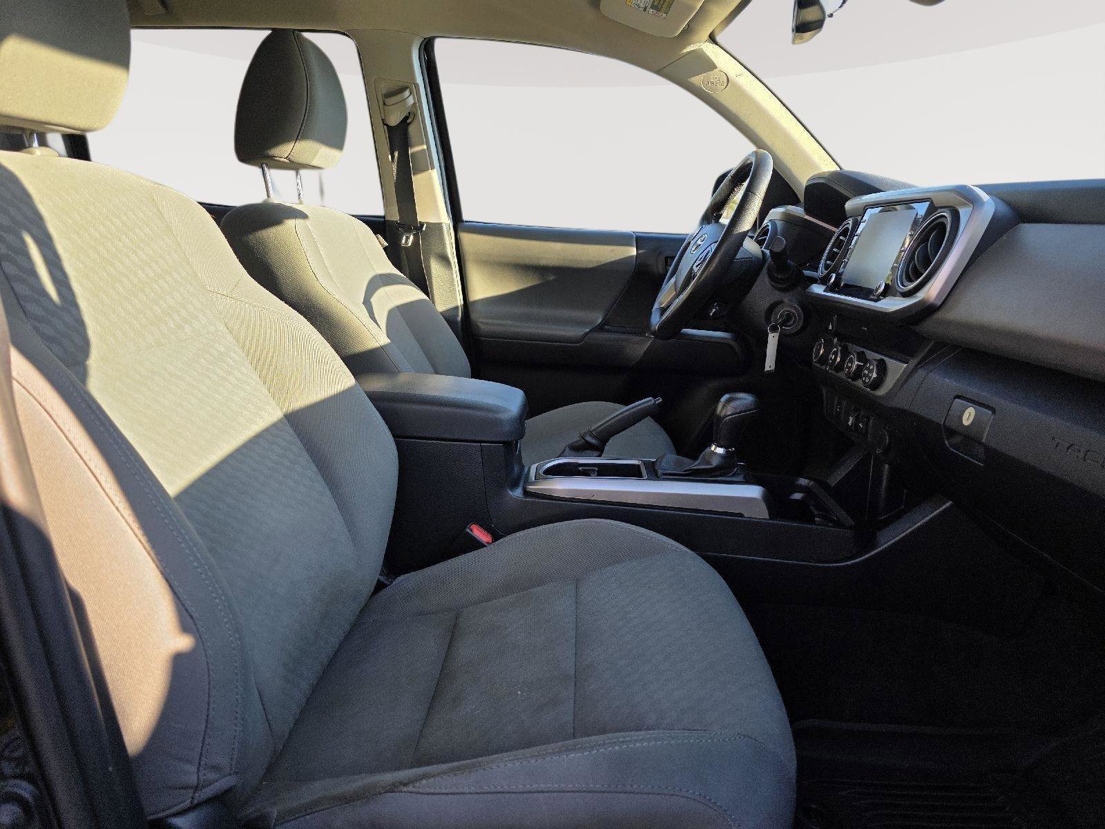 Used 2020 Toyota Tacoma SR5 image 11