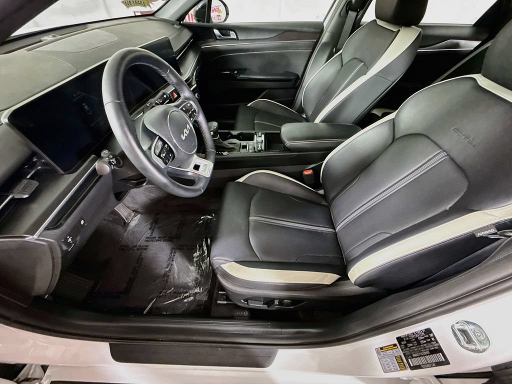 Used 2025 Kia K5 GT-Line AWD/4WD image 26
