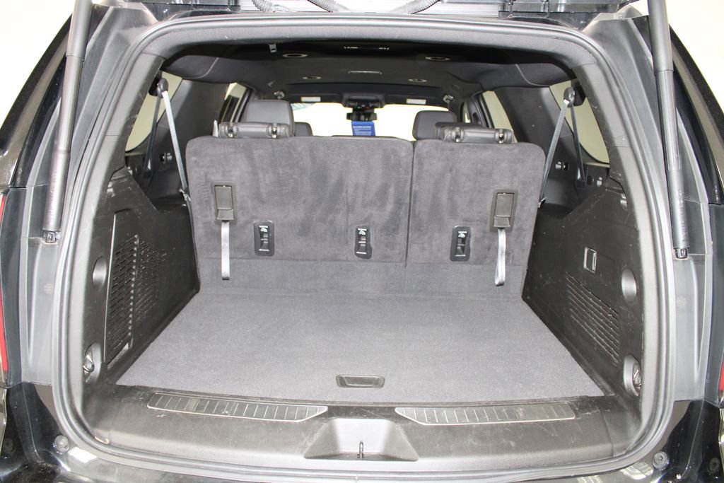 Used 2024 Chevrolet Suburban RST image 18
