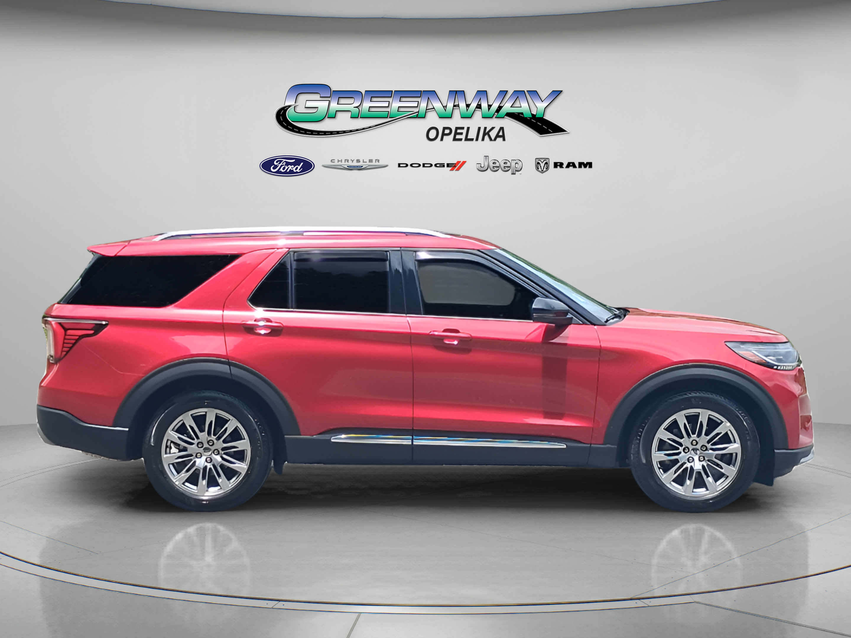 Used 2026 Ford Explorer Platinum RWD image 8