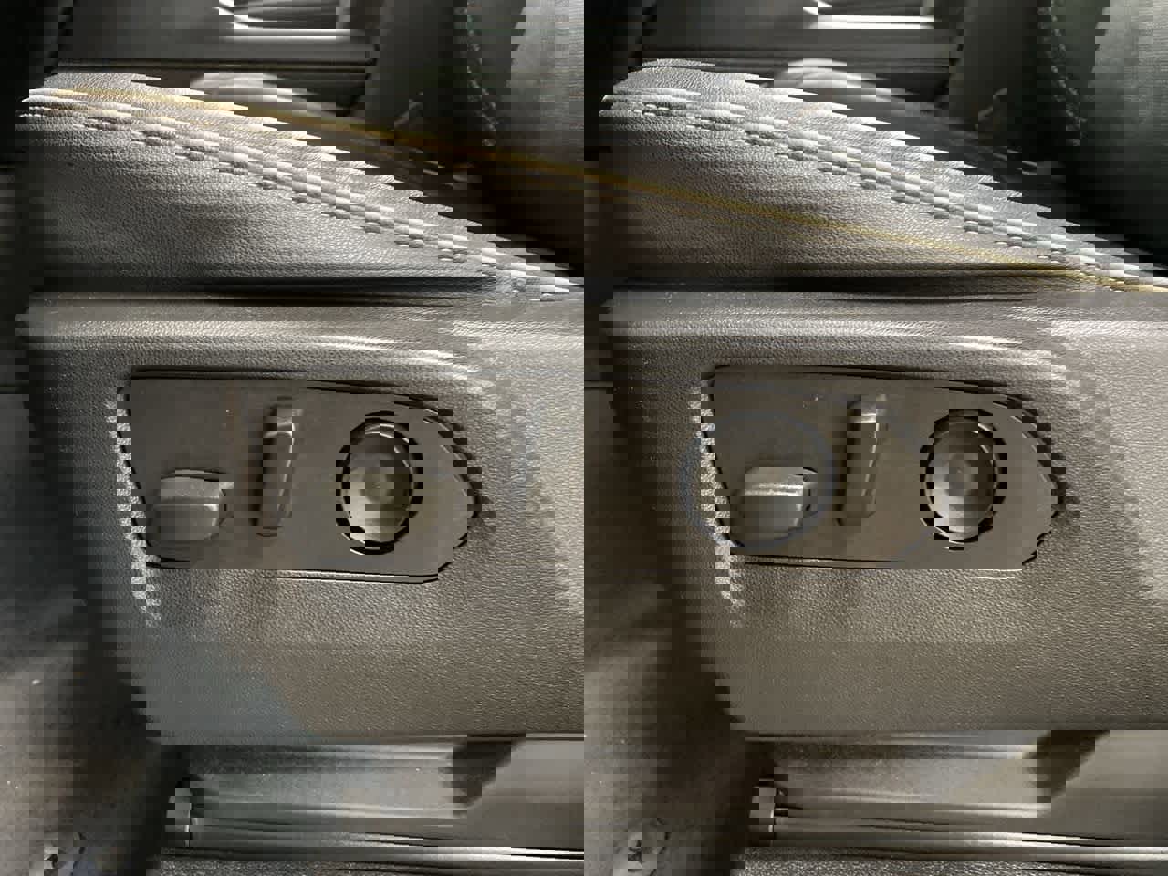 Used 2023 GMC Yukon SLT image 16