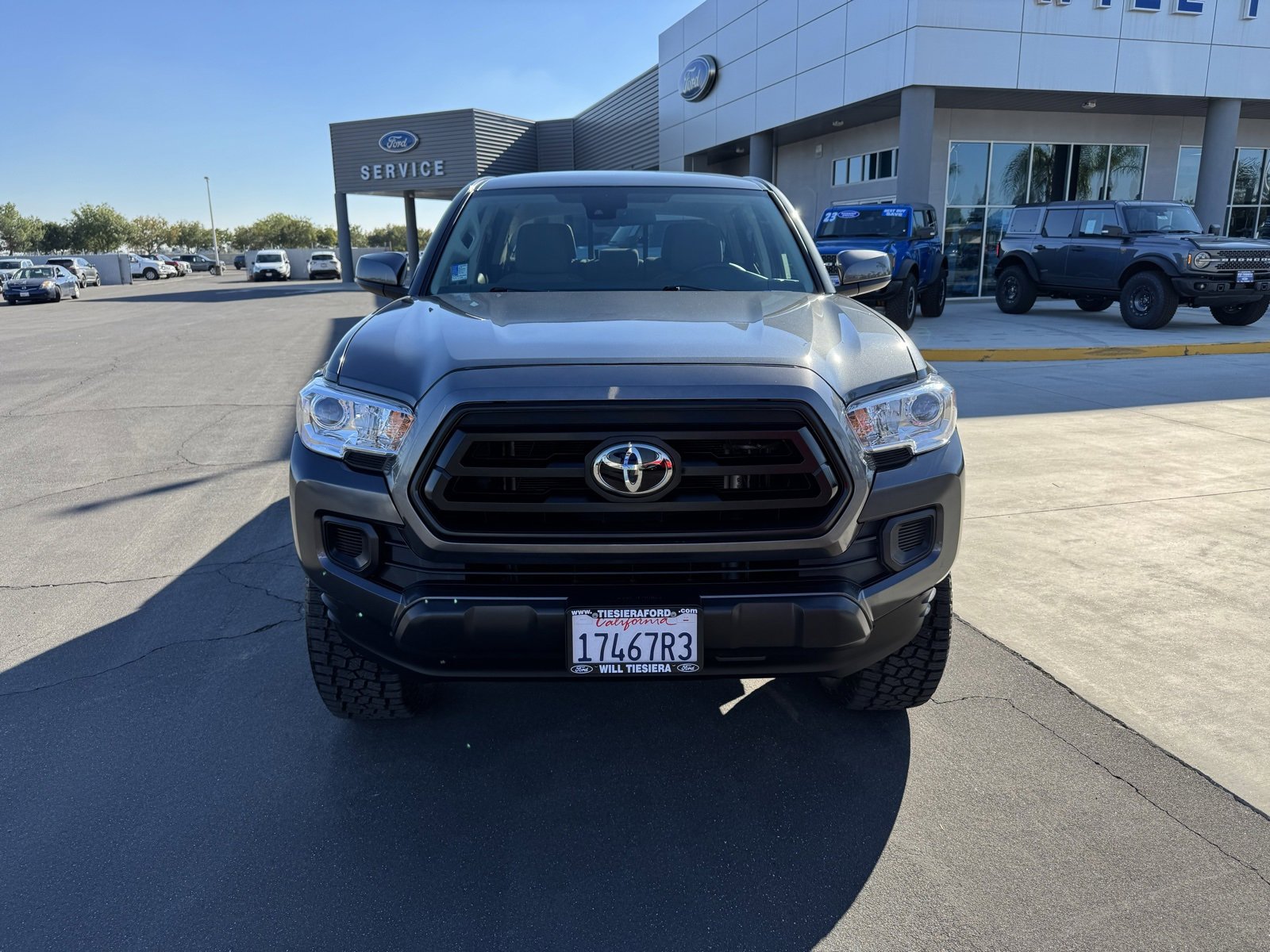 Used 2023 Toyota Tacoma SR image 2
