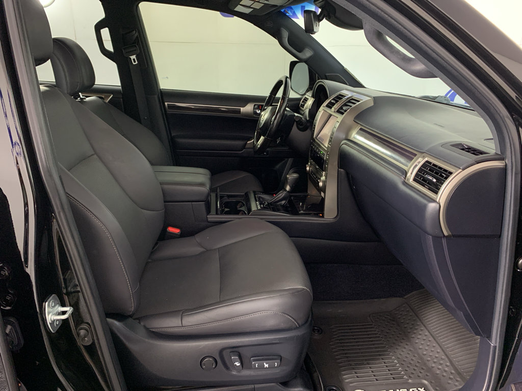 Used 2020 Lexus GX 460 Premium w/ Premium Package AWD/4WD image 42