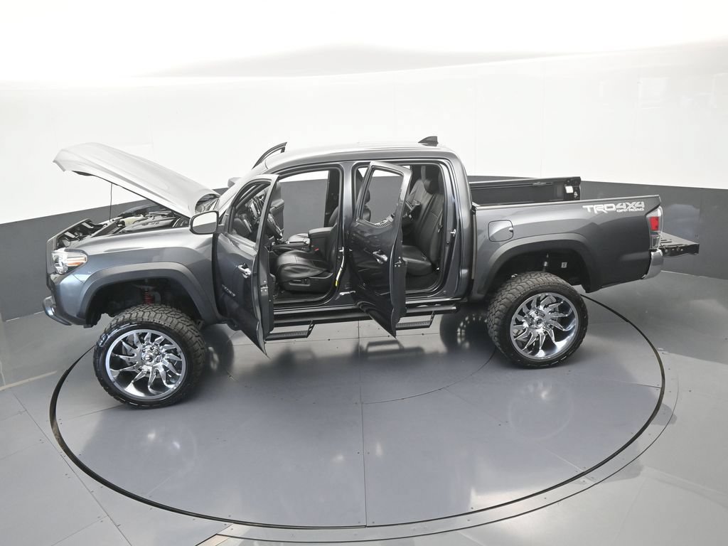 Used 2022 Toyota Tacoma TRD Off-Road AWD/4WD image 60