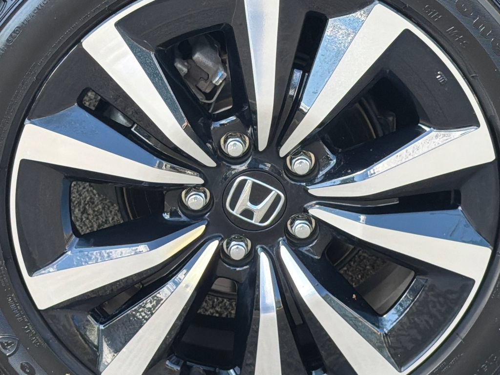 Used 2023 Honda Civic EX image 3