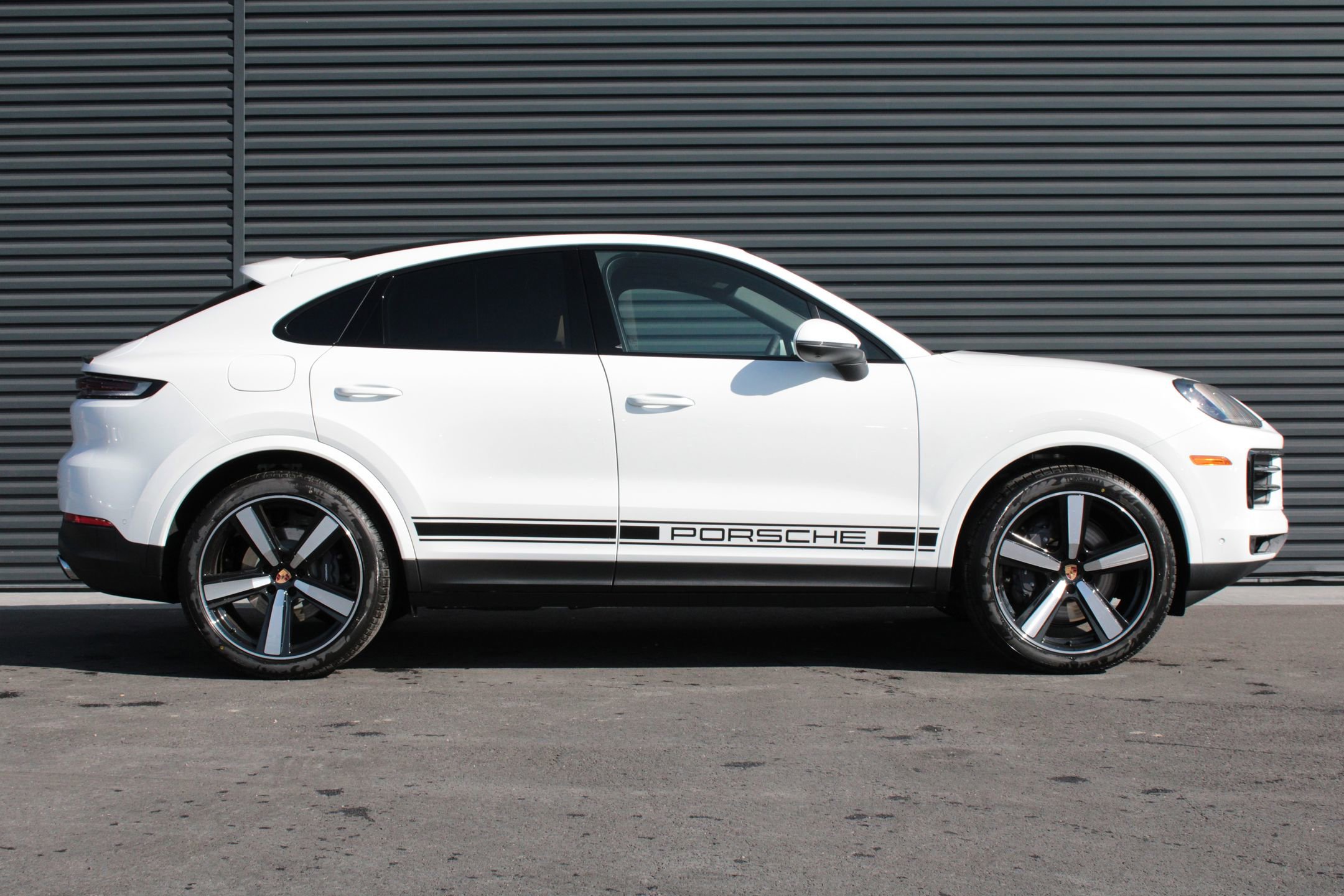 New 2026 Porsche Cayenne Coupe image 8