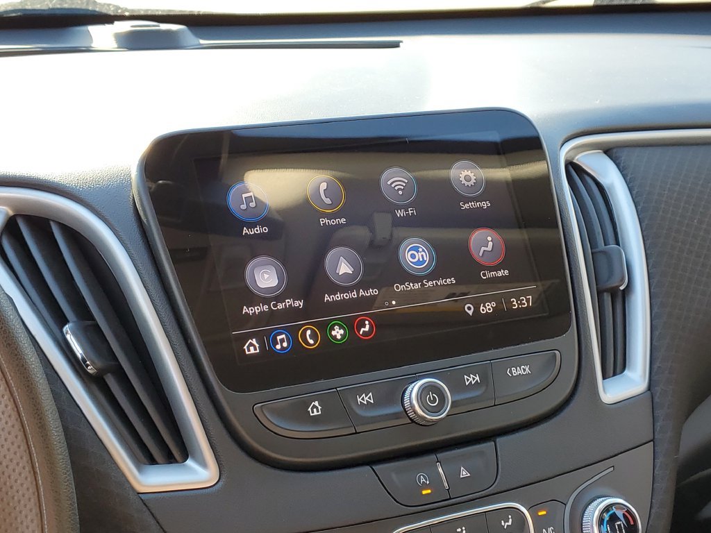 Used 2022 Chevrolet Malibu LT FWD image 14