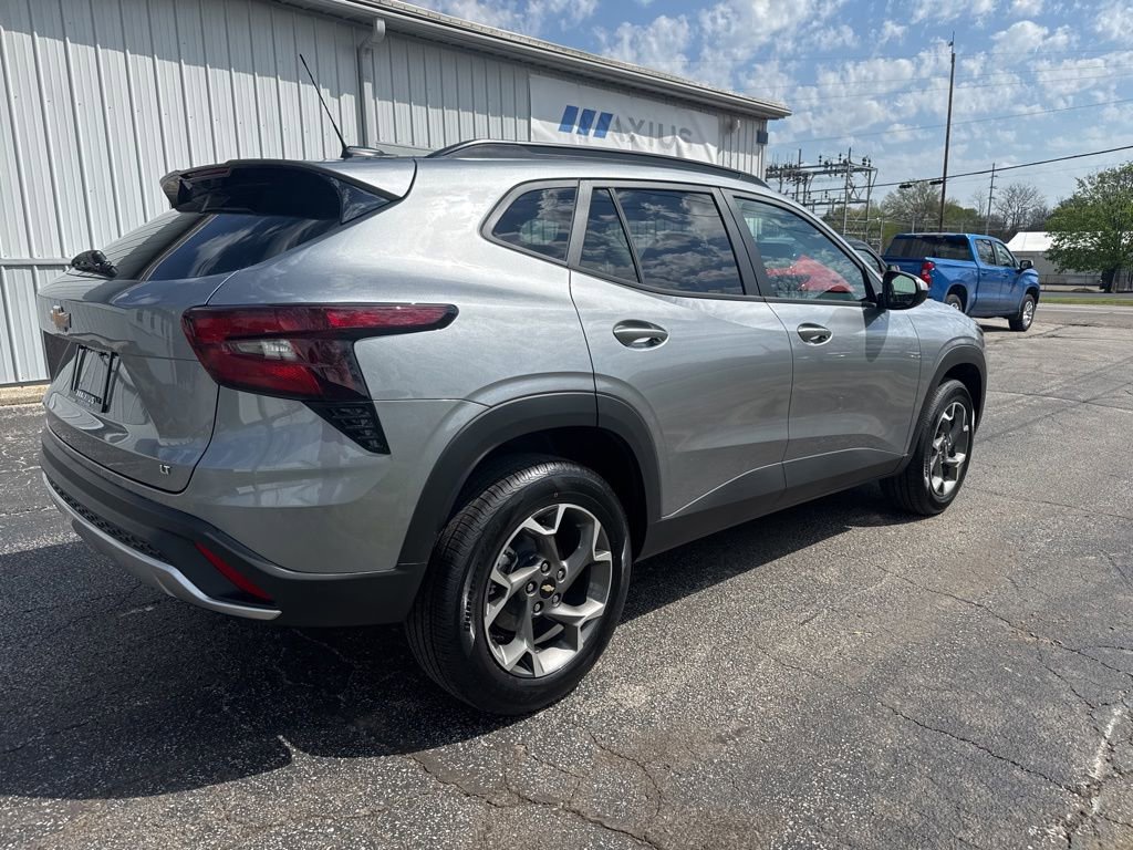 New 2026 Chevrolet Trax LT FWD image 7