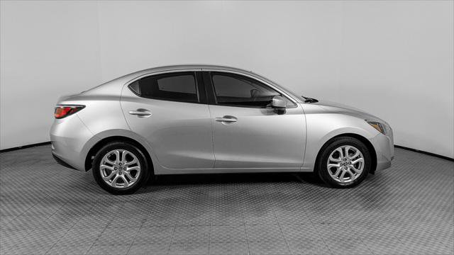 Used 2018 Toyota Yaris iA FWD image 9