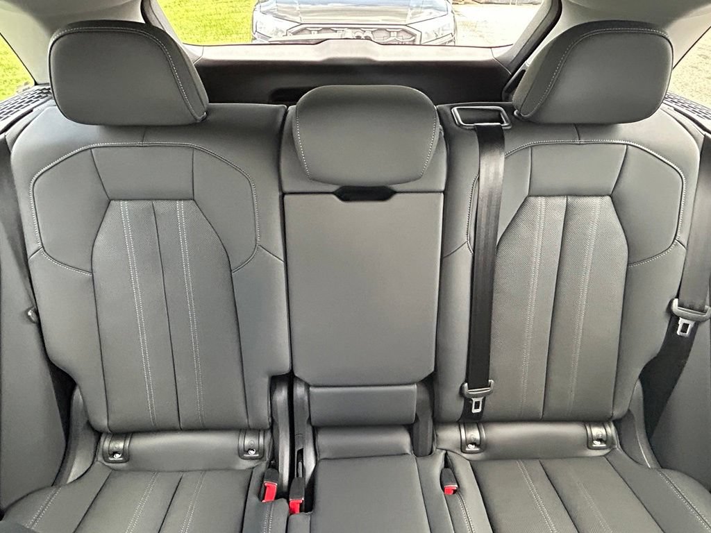 Certified 2025 Audi Q5 Prestige AWD/4WD image 13