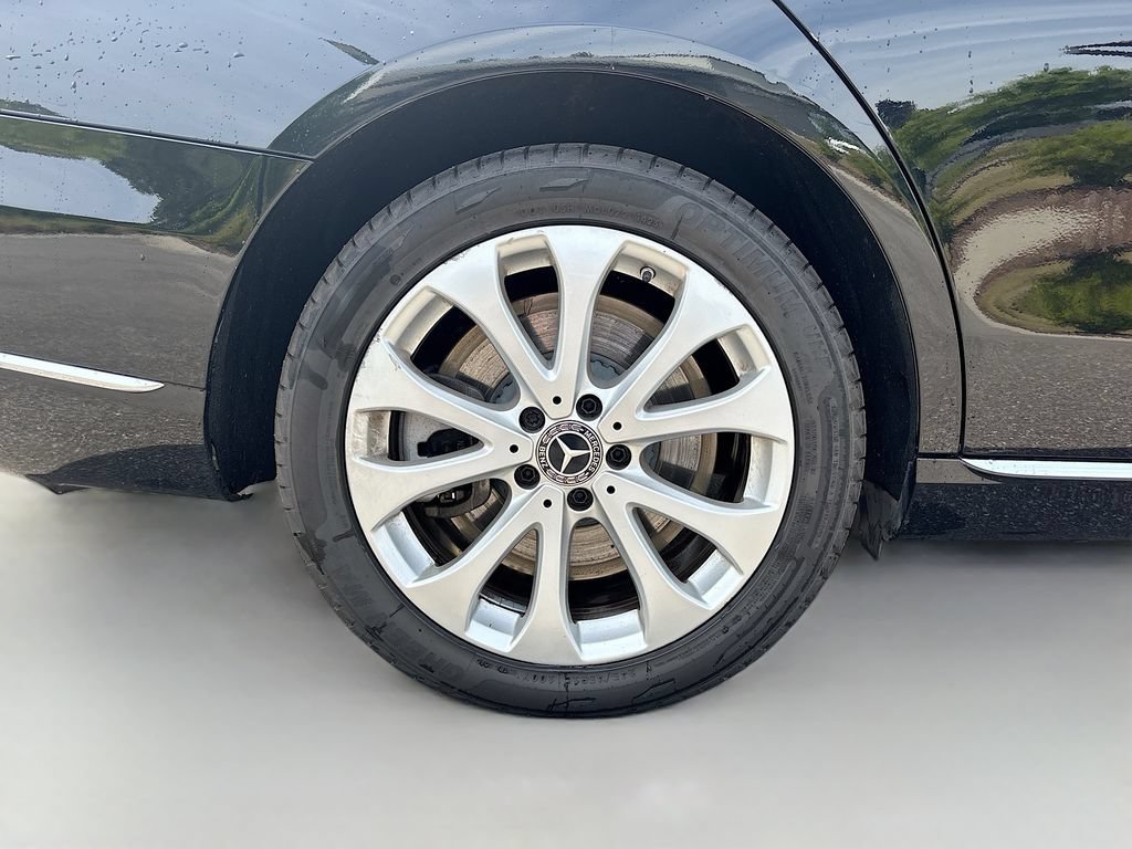 Used 2018 Mercedes-Benz E 400 4MATIC Wagon image 14