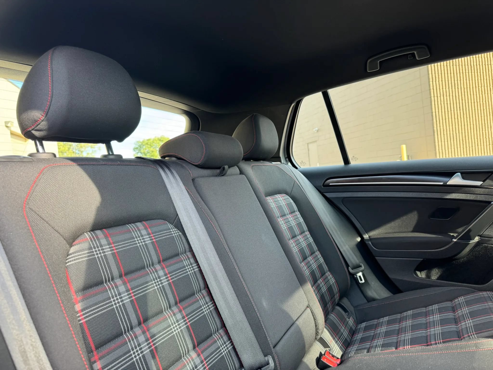 Used 2016 Volkswagen GTI S FWD image 32