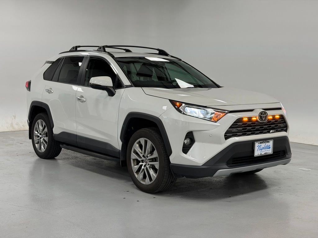 Used 2021 Toyota RAV4 Limited image 6