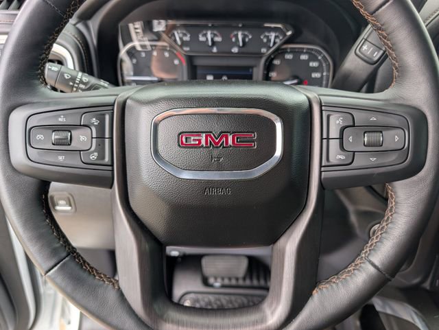 Used 2022 GMC Sierra 2500 AT4 w/ AT4 Preferred Package image 12