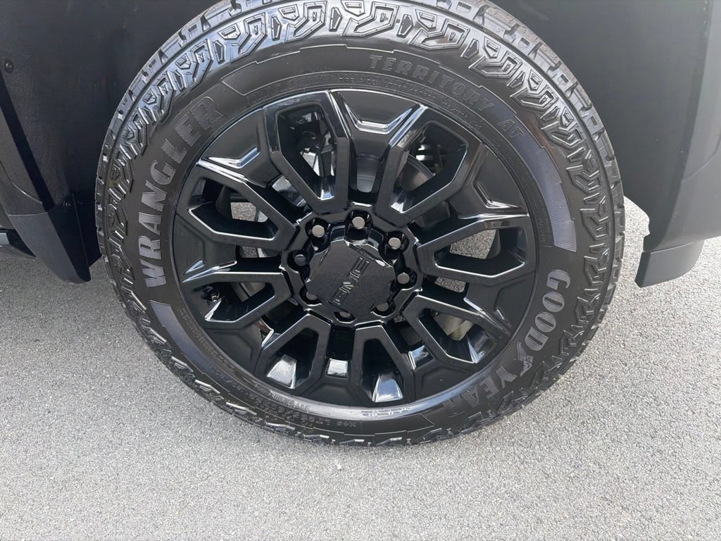 New 2026 GMC Sierra 2500 Denali Ultimate AWD/4WD image 10