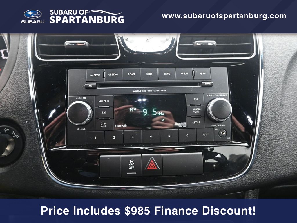 Used 2013 Chrysler 200 Touring w/ S Exterior Appearance Pkg image 10