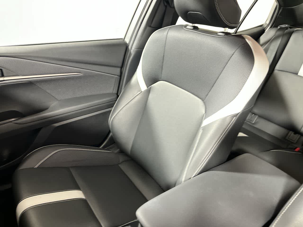 Used 2025 Toyota Camry SE FWD image 25