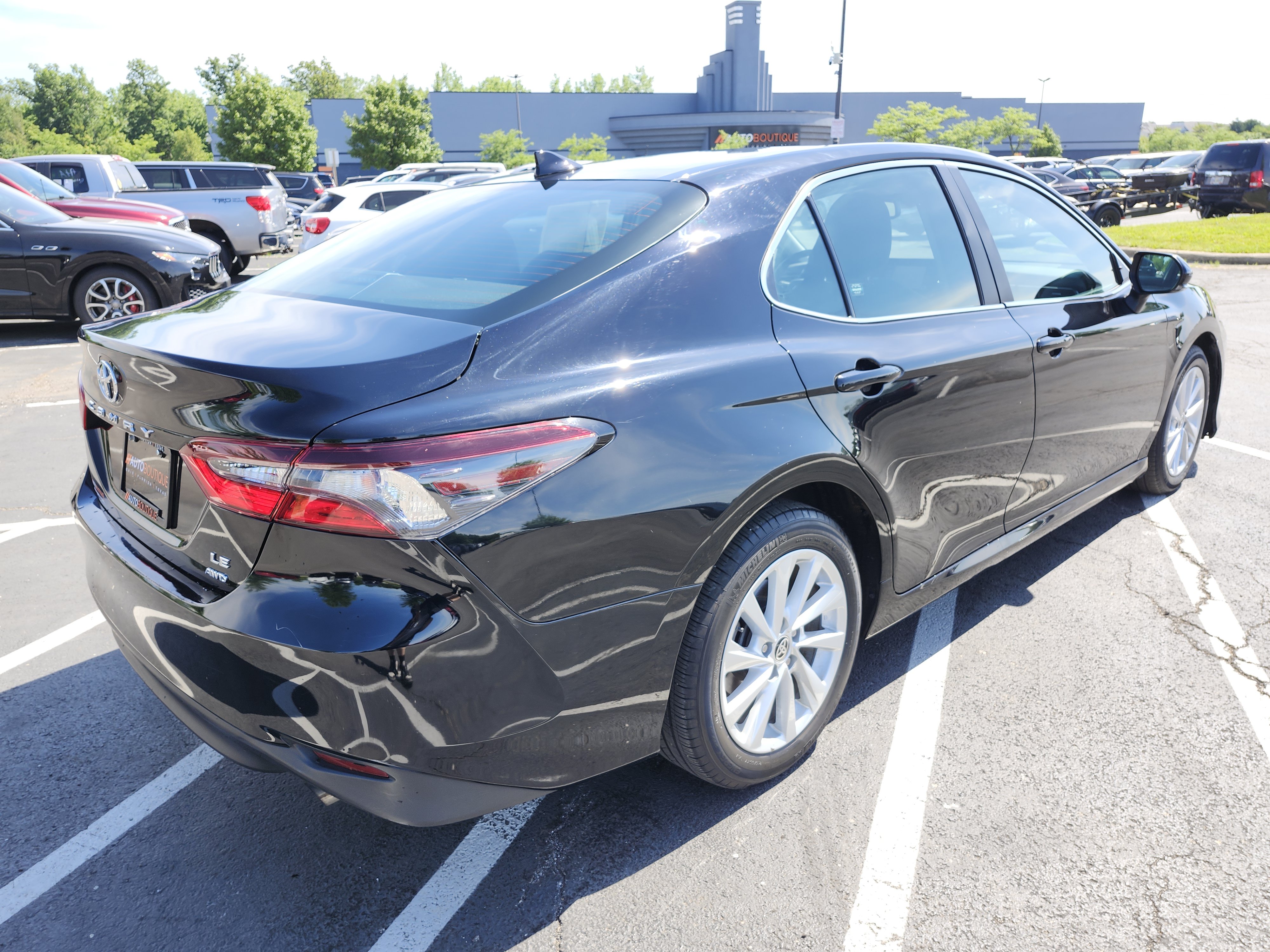Used 2021 Toyota Camry LE w/ Cold Weather Package AWD/4WD image 16