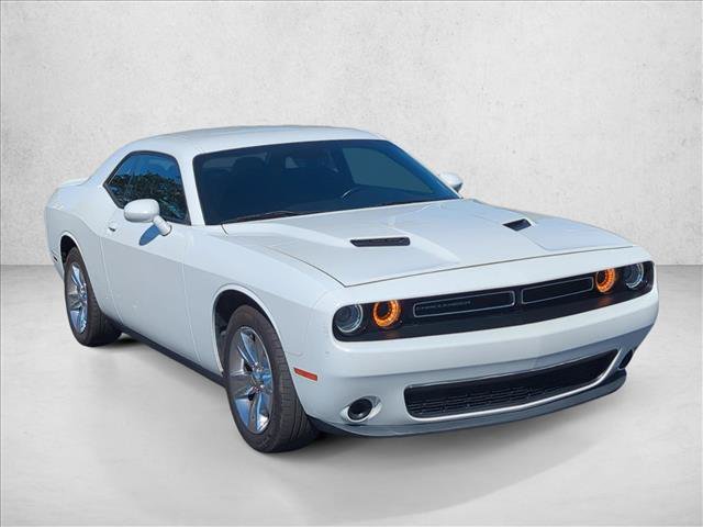 Used 2021 Dodge Challenger SXT RWD image 3