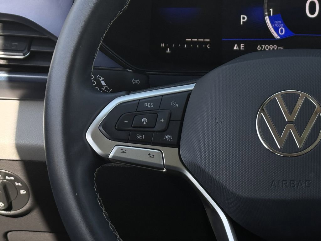 Used 2023 Volkswagen Taos SE image 14
