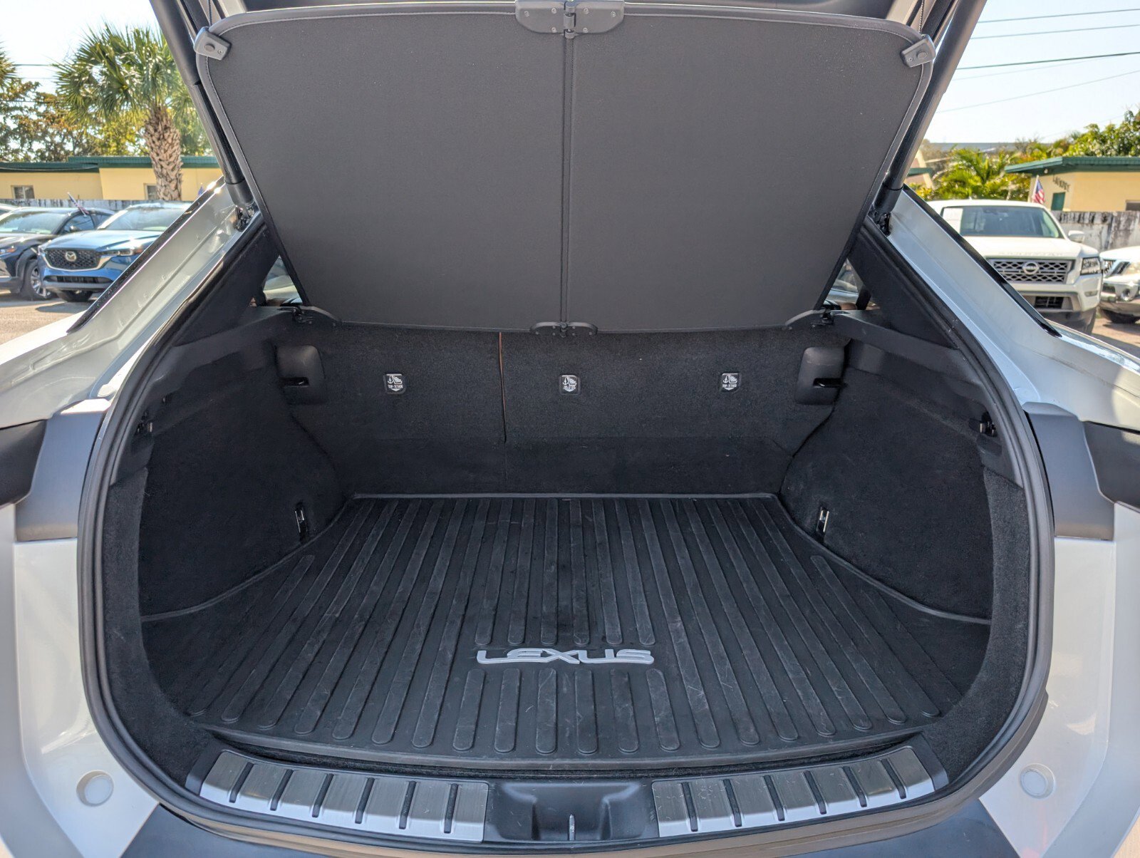 Used 2024 Lexus RZ 300e Premium image 16