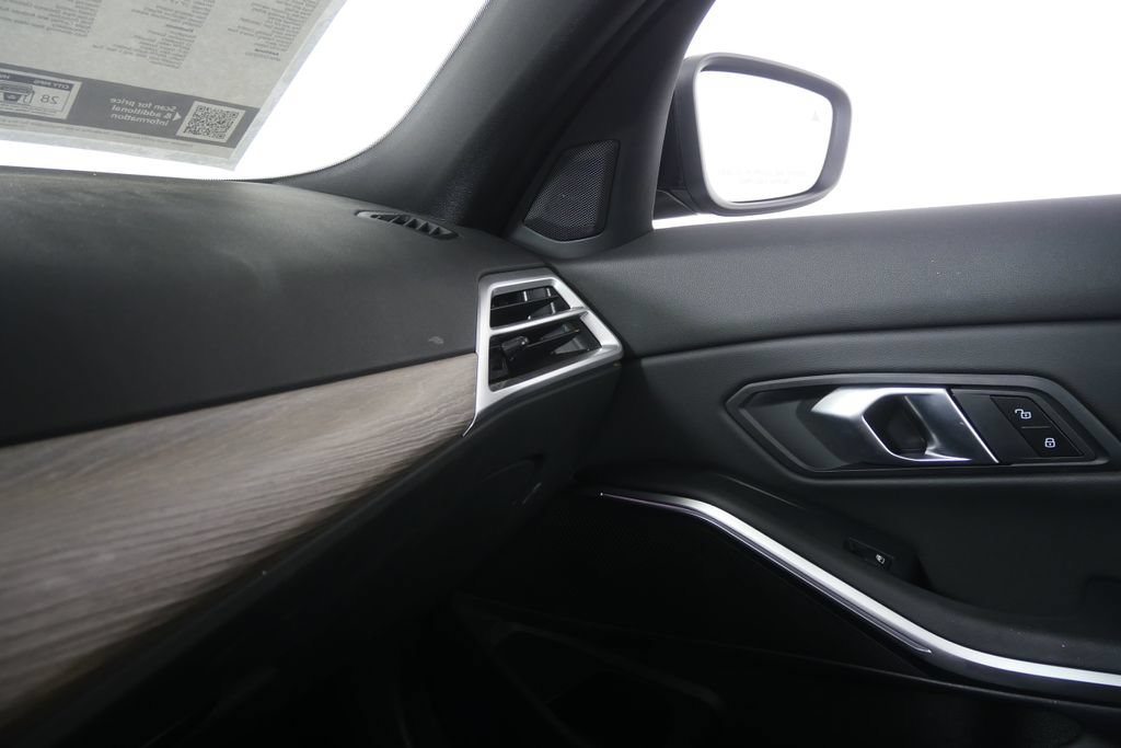 Certified 2026 BMW 330i Sedan RWD image 24