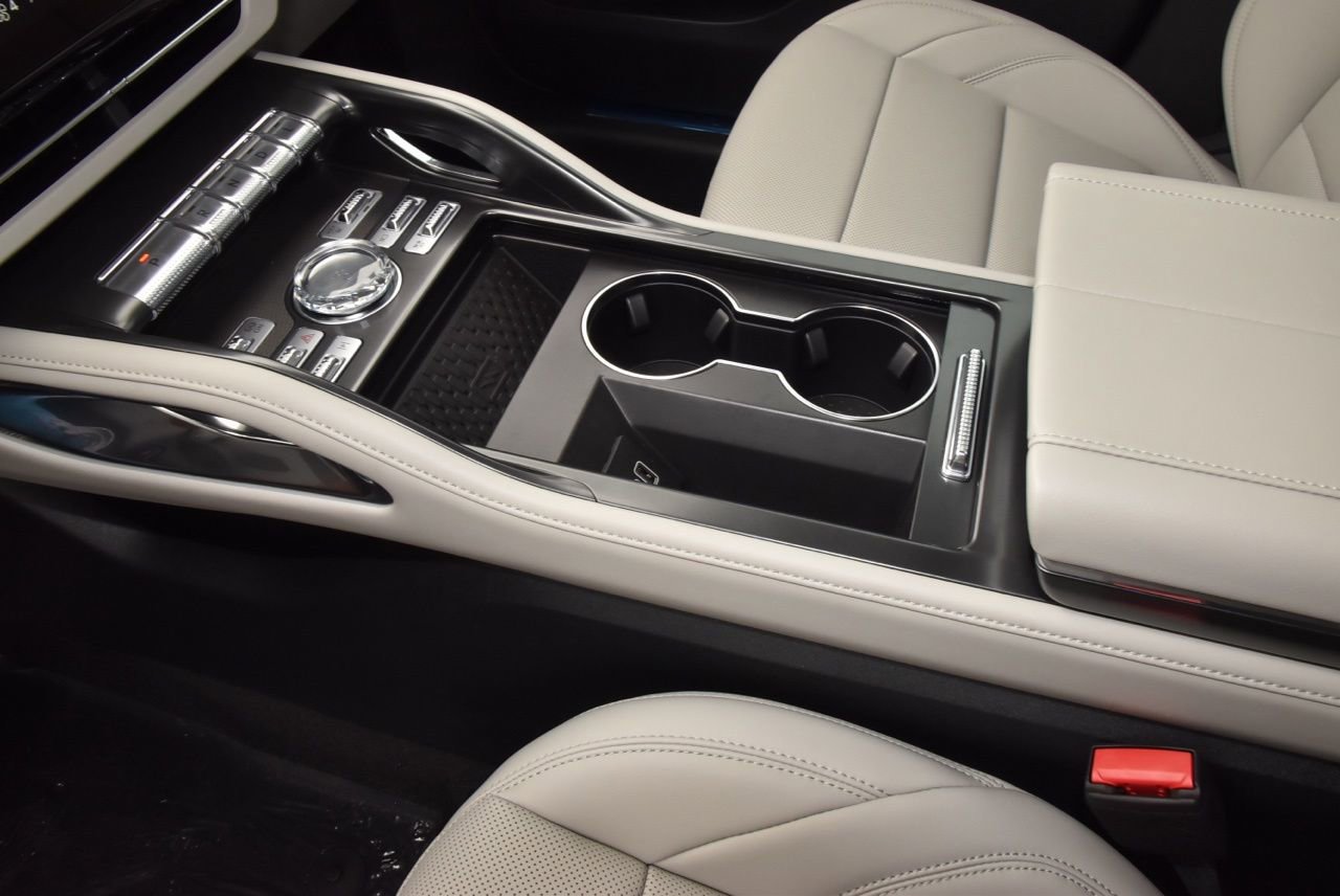 New 2026 Lincoln Nautilus Premier AWD/4WD image 39