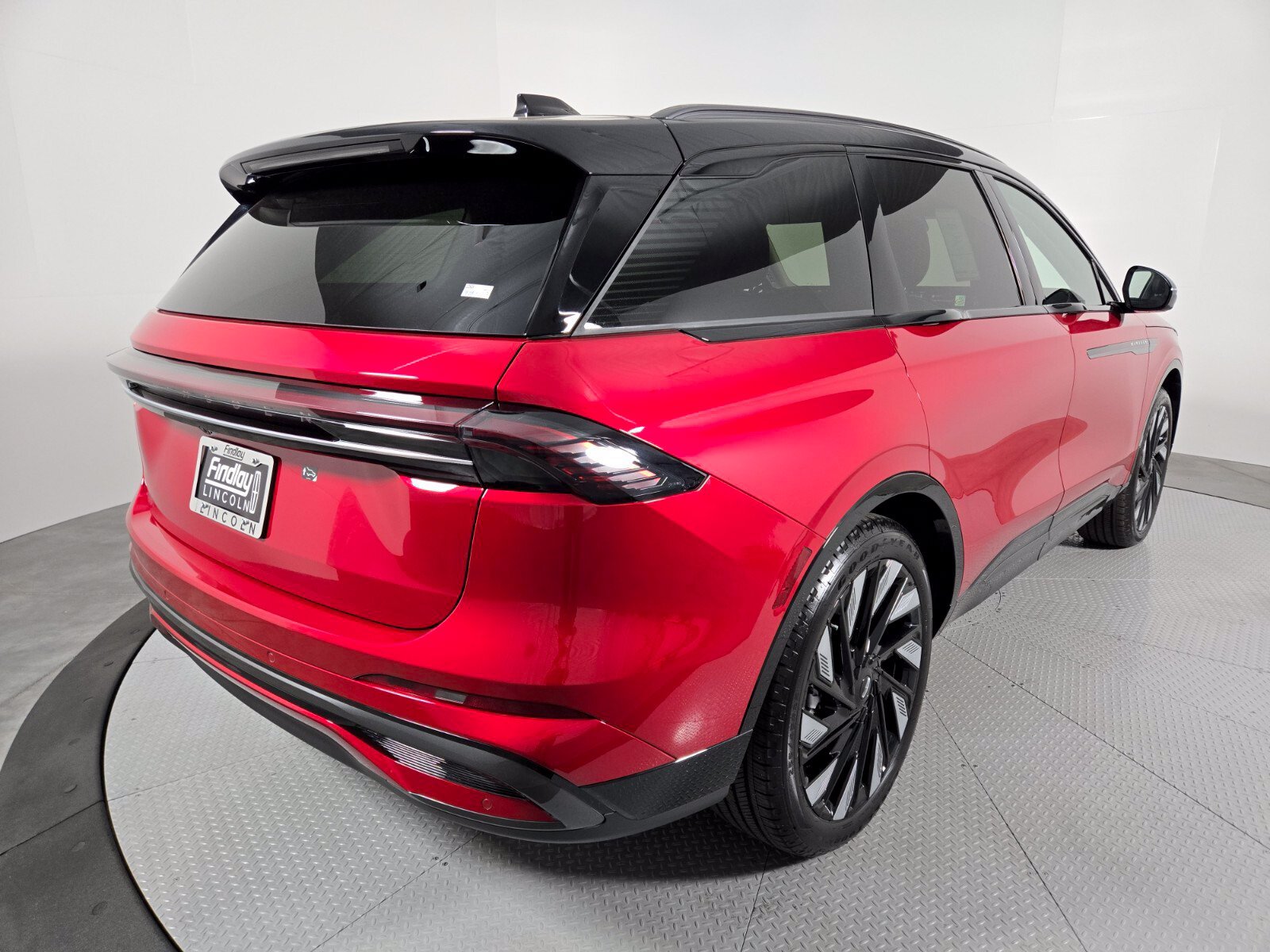 New 2026 Lincoln Nautilus Reserve AWD/4WD image 4
